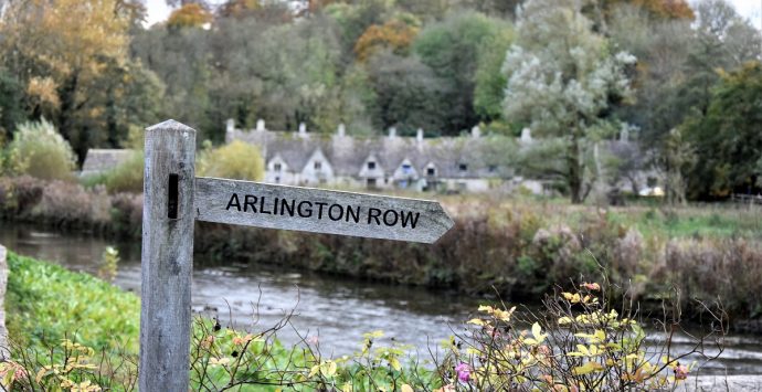 Cotswolds e castelli reali: tutta la magia della campagna inglese
