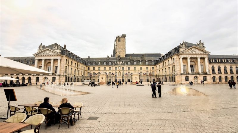 Scoprire Dijon seguendo una civetta